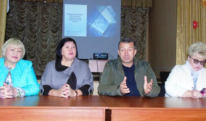 В прифронтовому Попаснянському районі відкрили вже 5 віддалене робоче місце.