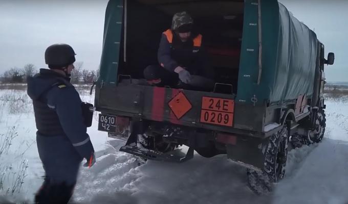 Піротехніками на Луганщині вилучено шість одиниць вибухонебезпечних предметів Піротехніками на Луганщині вилучено шість одиниць вибухонебезпечних предметів