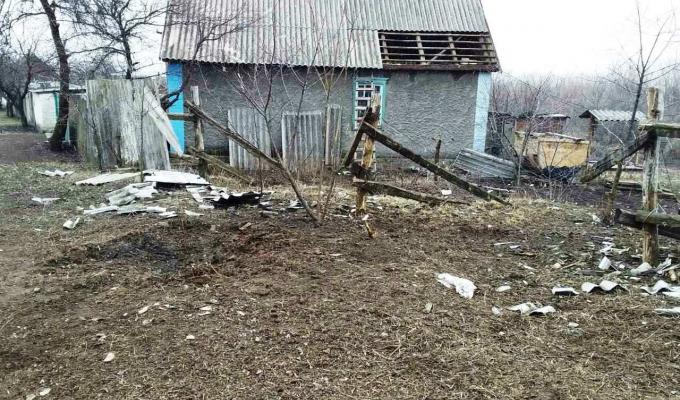 Бойовики обстріляли мирну Комишуваху-1 Бойовики обстріляли мирну Комишуваху-1