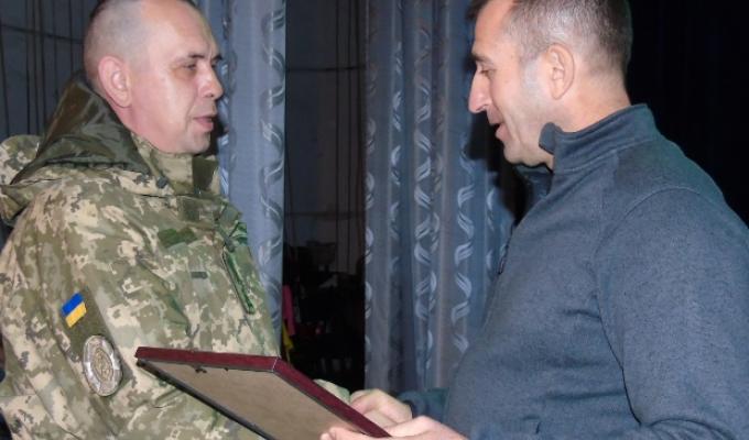 На Попаснянщині до Дня захисника України відзначили героїв На Попаснянщині до Дня захисника України відзначили героїв