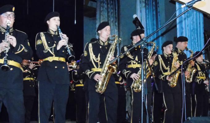 Святковий концерт військовий оркестр 194 понтонно-мостового загону Дерспецслужби транспорту Святковий концерт військовий оркестр 194 понтонно-мостового загону Дерспецслужби транспорту
