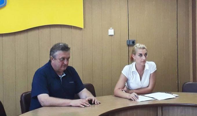 Підготовка до державних свят триває Підготовка до державних свят триває