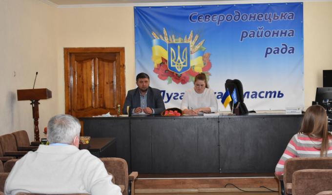 Роман Власенко зустрівся із керівниками кремінських комунальних підприємств Роман Власенко зустрівся із керівниками кремінських комунальних підприємств