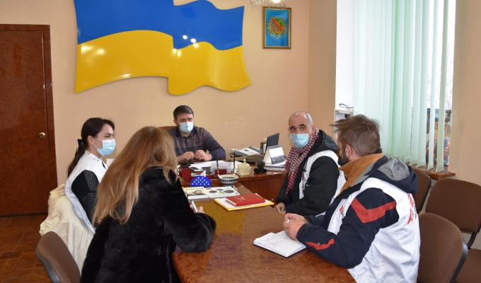 Роман Власенко обговорив із представниками гуманітарної організації «Лікарі без кордонів» поточну ситуацію у регіоні Роман Власенко обговорив із представниками гуманітарної організації «Лікарі без кордонів» поточну ситуацію у регіоні