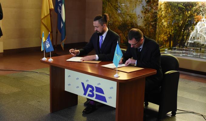 Луганська облдержадміністрація та «Укрзалізниця» розширюють співробітництво щодо розвитку залізничного сполучення у регіоні Луганська облдержадміністрація та «Укрзалізниця» розширюють співробітництво щодо розвитку залізничного сполучення у регіоні