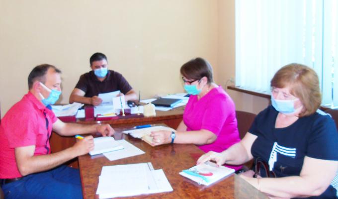 Роман Власенко провів нараду щодо упорядкування мережі бібліотечної системи району Роман Власенко провів нараду щодо упорядкування мережі бібліотечної системи району