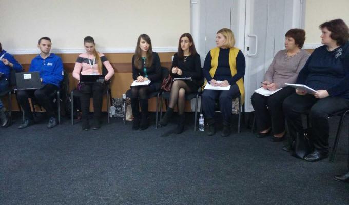 У м. Сєвєродонецьк розпочався тренінг за участю представника управління соціального захисту населення щодо впровадження пілотного проекту постраждалим від домашнього гендерно- обумовленого насильства.