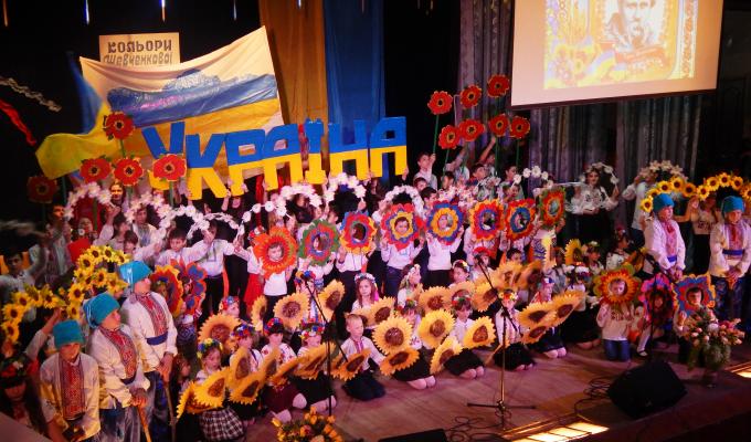Гості з Костопільщини прийняли участь у фестивалі «Кольори Шевченкової долі» Гості з Костопільщини прийняли участь у фестивалі «Кольори Шевченкової долі»