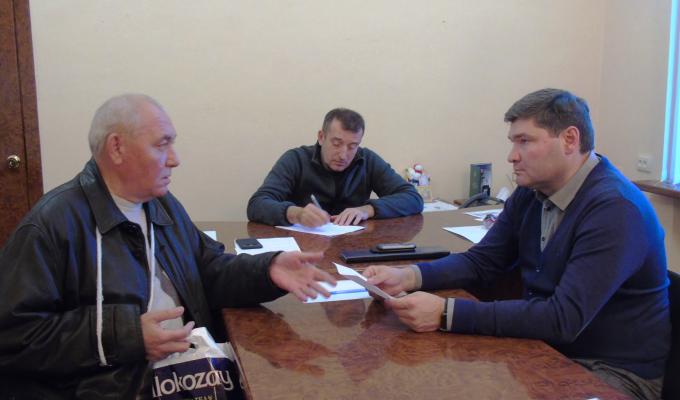 Юрій Клименко провів виїзний прийом громадян у Попаснянському районі Юрій Клименко провів виїзний прийом громадян у Попаснянському районі