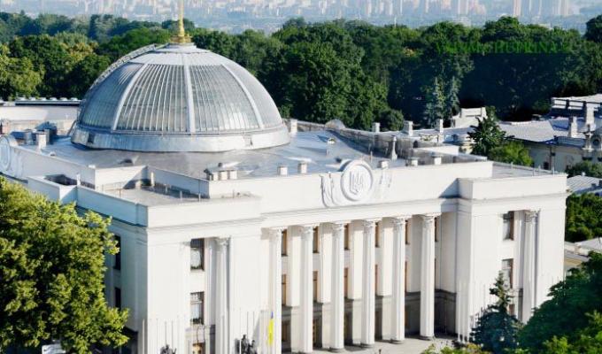17 березня Верховна Рада України ухвалила законопроект про внесення змін до деяких законодавчих актів України, спрямованих на запобігання виникнення і поширення коронавірусної хвороби (COVID-19) 17 березня Верховна Рада України ухвалила законопроект про внесення змін до деяких законодавчих актів України, спрямованих на запобігання виникнення і поширення коронавірусної хвороби (COVID-19)