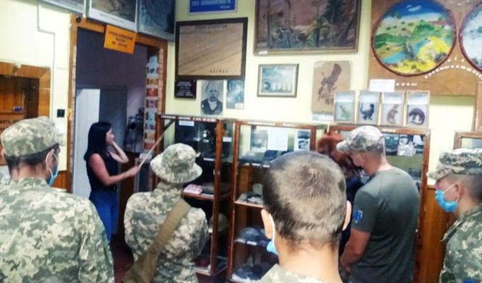 Військовослужбовці відвідали районний краєзнавчий музей Військовослужбовці відвідали районний краєзнавчий музей