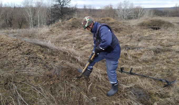 Піротехніками на Луганщині виявлено та вилучено три одиниці вибухонебезпечних предметів Піротехніками на Луганщині виявлено та вилучено три одиниці вибухонебезпечних предметів