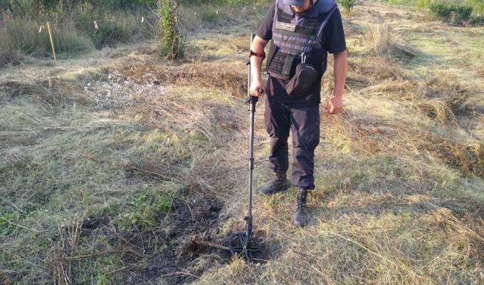 Піротехніками на Луганщині виявлено та вилучено 59 одиниць вибухонебезпечних предметів Піротехніками на Луганщині виявлено та вилучено 59 одиниць вибухонебезпечних предметів