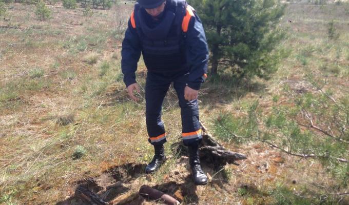 Піротехніками на Луганщині загалом виявлено та вилучено дев’ять одиниць вибухонебезпечних предметів Піротехніками на Луганщині загалом виявлено та вилучено дев’ять одиниць вибухонебезпечних предметів