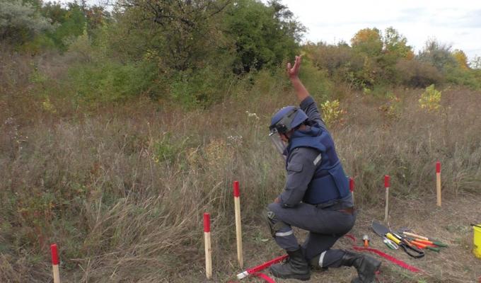 Піротехніками на Луганщині виявлено та вилучено 57 одиниць вибухонебезпечних предметів Піротехніками на Луганщині виявлено та вилучено 57 одиниць вибухонебезпечних предметів