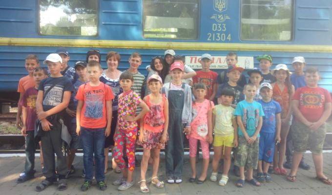 Відпочинок та оздоровлення дітей Попаснянського району в дитячому оздоровчому центрі "Миргородський" Відпочинок та оздоровлення дітей Попаснянського району в дитячому оздоровчому центрі "Миргородський"