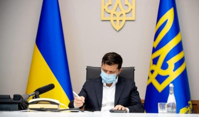 Президент: Підвищення мінімальної зарплати – це крок у напрямку цивілізованого рівня життя в Україні Президент: Підвищення мінімальної зарплати – це крок у напрямку цивілізованого рівня життя в Україні