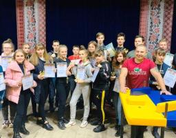 У Попаснянському районі відбулися змагання з армреслінгу