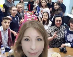 На Попаснянщину завітала молода українська письменниця зі Львова Вікторія Амеліна