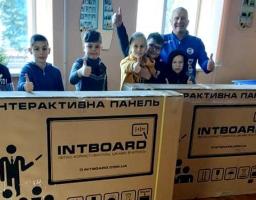 Для Попаснянської гімназії №20 придбано інтерактивні дошки та панелі