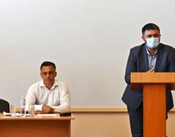 В апаратній нараді Попаснянської міської військово-цивільної адміністрації взяв участь голова Сєвєродонецької райдержадміністрації Роман Власенко