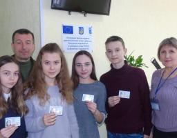 У Попаснянському ЦНАП було видано перші паспорти