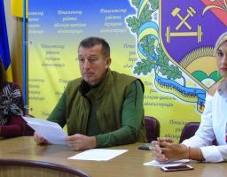 Відбулося засідання ТЕБ та НС з приводу переселення жителів Золотого-4 в більш безпечні райони міста