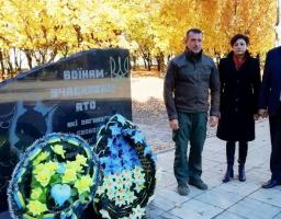 Відбулося урочисте покладання квітів до пам’ятних знаків воїнам АТО