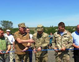 В селі Троїцьке Попаснянського району відкрито відновлений міст