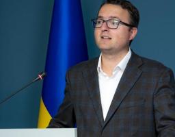 Антон Кориневич: Переважна більшість українців вважає окупацію Криму та конфлікт на Донбасі частиною одного збройного конфлікту, спричиненого Росією