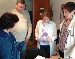 Вікторія Попова провела виїзну робочу нараду у Комишуваській селищний раді з питань архівної справи та діловодства