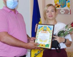 З нагоди 24-ї річниці Конституції України та Дня молоді голова Попаснянської райдержадміністрації відзначив кращих представників Попаснянщини