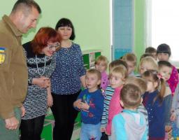 Вихованці Попаснянського закладу дошкільної освіти №2 вперше відвідали свою оновлену групу