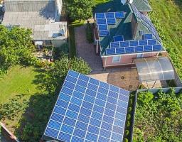 Українські родини продовжують активно переходити на «чисту» електроенергію.