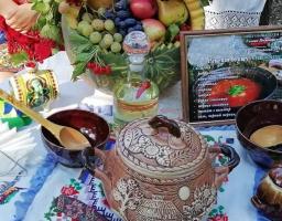 В парку імені Калюжного відбувся ІІ Попаснянський районний фестиваль "Свято борщу"