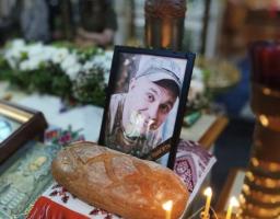 Сьогодні, в День Героїв України, в Ірпені попрощались із загиблим захисником - луганчанином Ігорем Єфремовим