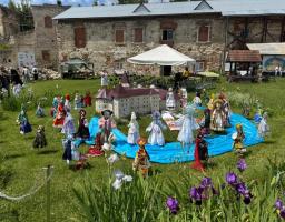 На території Бережанського замку, що на Тернопільщині, пройшов перший в Україні фестиваль «Чарівний світ ляльки-мотанки»