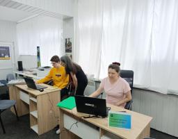 Координаційний центр Сіверськодонецької РДА в Івано – Франківську продовжує надавати різні види допомог нашим землякам