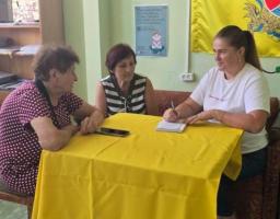 Катерина Колесникова провела прийом громадян в обласному гуманітарному хабі «Луганщина моя» в Ужгороді
