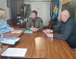 Центр надання гуманітарної допомоги ВПО – луганчанам у місті Самар