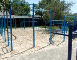 У Попаснянському районі встановлено Workout комплекси для дітей