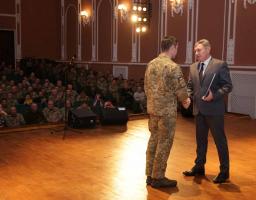 Юрій Гарбуз: Нехай усі, хто в ці зимові дні на передовій, якомога скоріше повернуться додому з перемогою! 