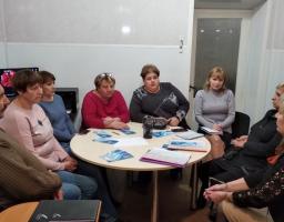 Для прийомних батьків та батьків-вихователей було проведено "круглий стіл"