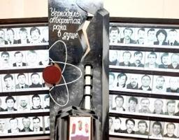 До Дня пам’яті Чорнобильської трагедії у Попаснянському районному краєзнавчому музеї оновлено тематичну експозицію «Чорнобиль – зона відчуження».