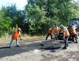 В районі розпочато ремонт доріг