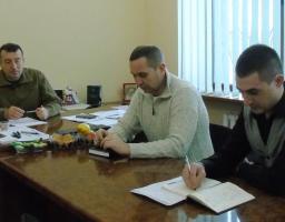 Попаснянська райдержадміністрація віршує питання опалення у Гірському та Золотому