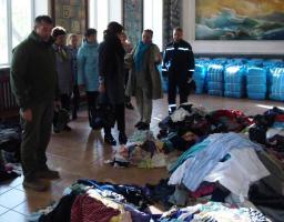 Проведено огляд гуманітарного вантажу