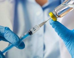 Дізнавайтесь про вакцинацію від COVID-19 з надійних джерел