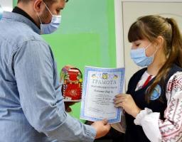 На Попаснянщині відзначили переможців учнівських олімпіад та освітніх конкурсів
